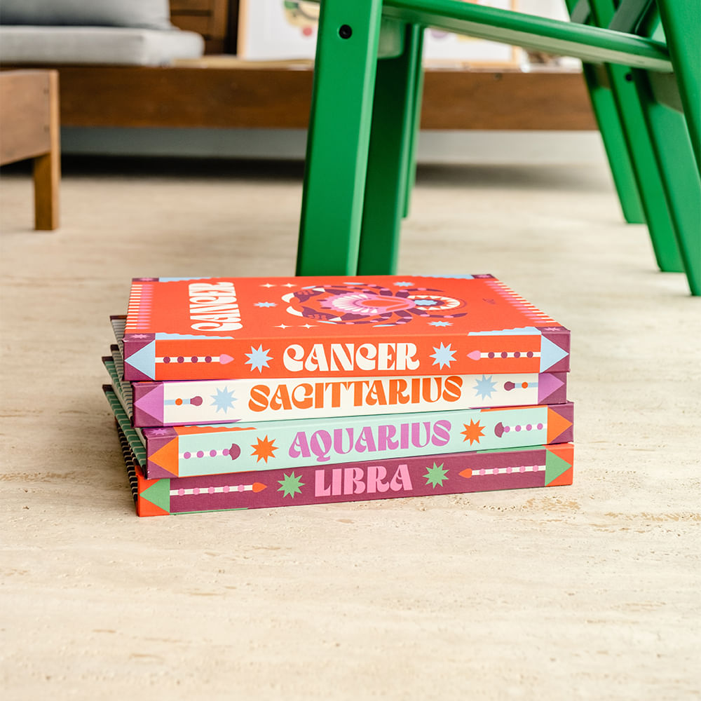 CAIXA LIVRO SIGNO CÂNCER DE MADEIRA 33 CM